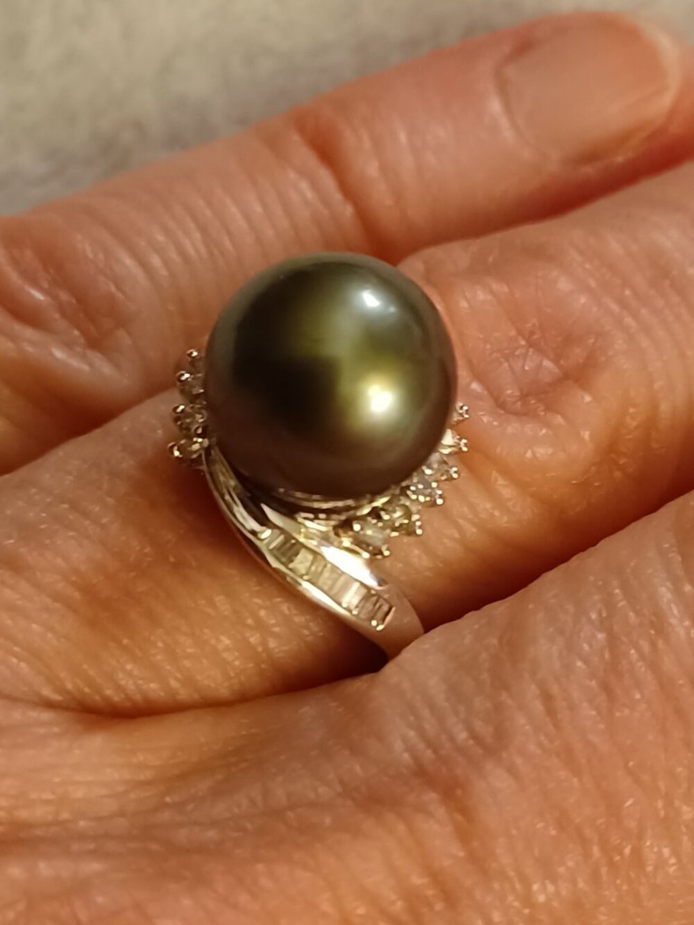 14k WG Diamond and Pearl Ring